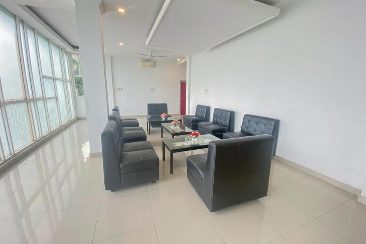 Hotel Giga Sidrap Rappang 외부 사진